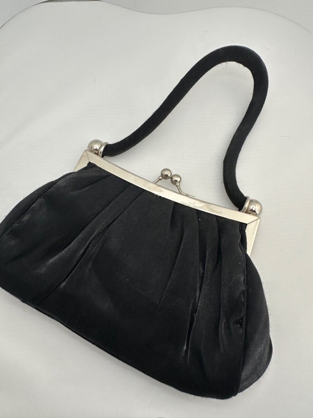 Vintage Black Velvet Evening Purse With Silver-Tone Frame & Kiss Lock Closure Cl